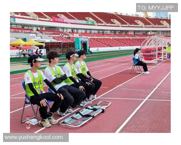 全国锦标赛分析：深圳足球队展现出色灵活性与战术应变能力